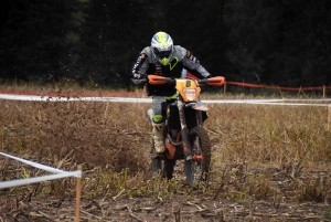 Bas-en-Basset : le 4e enduro moto en photos