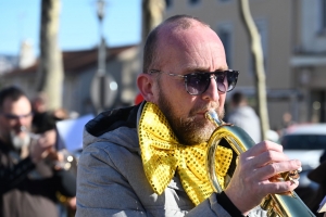 Bas-en-Basset : le Carnaval des enfants baigné par le soleil