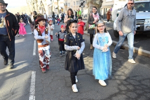 Bas-en-Basset : le Carnaval des enfants baigné par le soleil