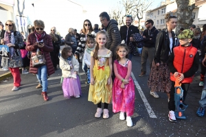 Bas-en-Basset : le Carnaval des enfants baigné par le soleil