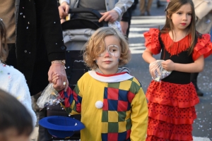 Bas-en-Basset : le Carnaval des enfants baigné par le soleil