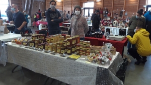 25 exposants bien au chaud sur le marché de Noël des Estables