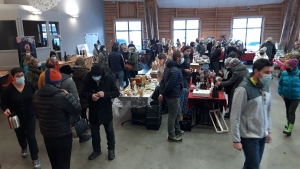 25 exposants bien au chaud sur le marché de Noël des Estables