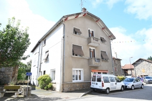 Beaux : la mairie rachète une ancienne épicerie pour un projet commercial