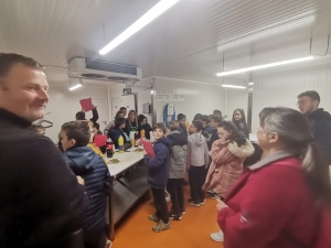 Bas-en-Basset : les écoliers dde Louise-Michel visitent la ferme des Doux Sons