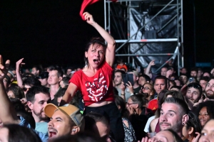 Sainte-Sigolène : environ 2 500 festivaliers pour la première soirée des Brumes