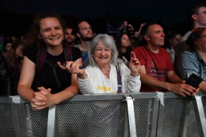 Sainte-Sigolène : environ 2 500 festivaliers pour la première soirée des Brumes