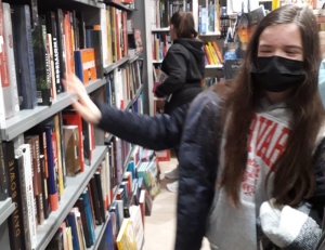 Monistrol-sur-Loire : les jeunes de 4e du collège privé ont choisi leurs livres à la librairie