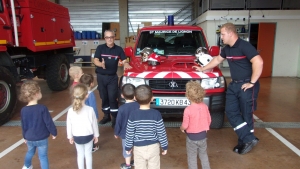 Des écoliers de Saint-Maurice-de-Lignon en visite à la caserne