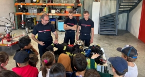 Beauzac : les écoliers visitent la caserne des pompiers avant le concours de dessins