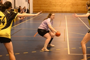 Handball, N3 : l&#039;entente Sucs et Velay craque en fin de match