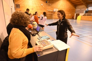 Handball, N3 : l&#039;entente Sucs et Velay craque en fin de match