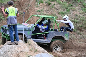 Un gros plateau de 4x4 au trial de Bas-en-Basset (vidéo)