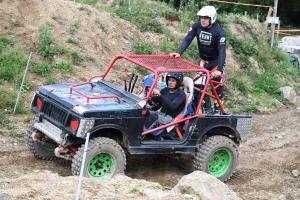 Un gros plateau de 4x4 au trial de Bas-en-Basset (vidéo)