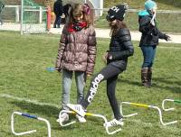 Guidés par leurs camarades, les élèves ont réaliser un parcours sans rien voir.