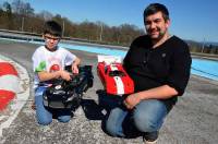 Franck Pellegrin et son fils Emeric, 10 ans, aussi passionné que lui.