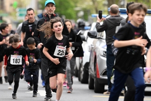 Le Puy-en-Velay : les courses enfants des 15 km du Puy en photos