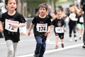 Le Puy-en-Velay : les courses enfants des 15 km du Puy en photos