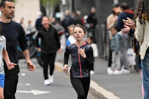 Le Puy-en-Velay : les courses enfants des 15 km du Puy en photos