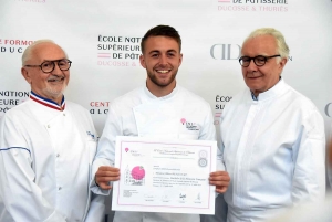 Yssingeaux : la première promotion Bachelor sort de l&#039;Ecole nationale supérieur de pâtisserie