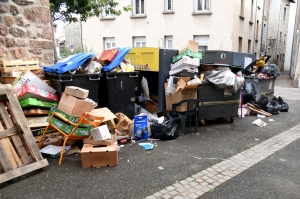 Monistrol : poubelles débordantes, citoyens indélicats, ramassages insuffisants ?