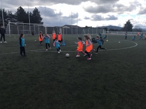 Football en CP à l’école Notre Dame-du-château à Monistrol-sur-Loire