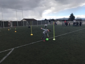 Football en CP à l’école Notre Dame-du-château à Monistrol-sur-Loire