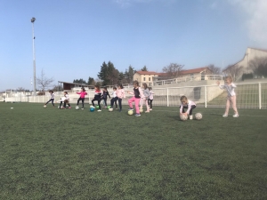 Football en CP à l’école Notre Dame-du-château à Monistrol-sur-Loire